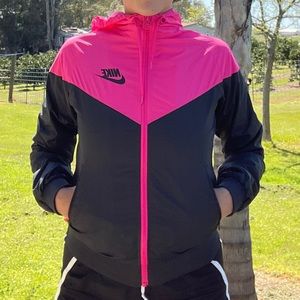 Nike windbreaker